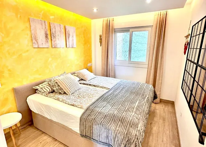 Sea View Solarium شقة توريمولينوس